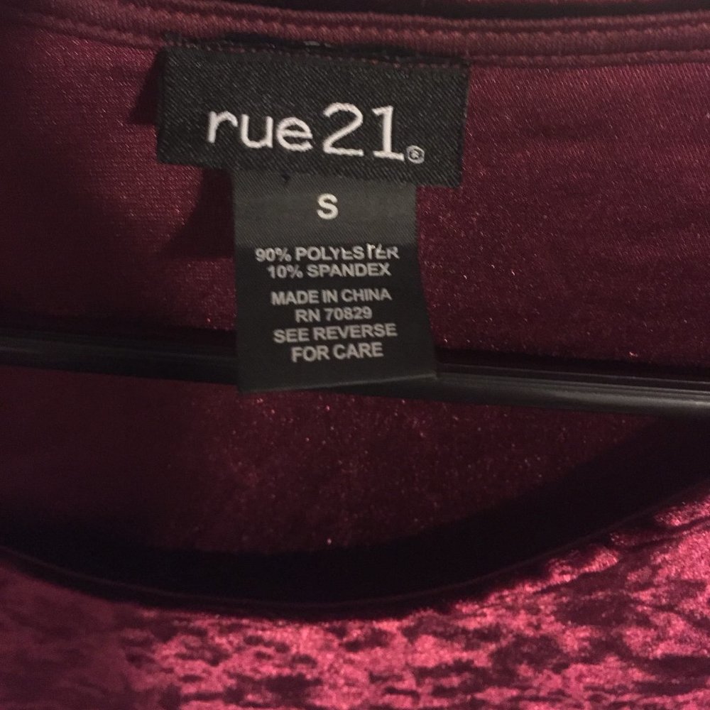 Rue21 Velvet Bodycon Dress (S) - Picture 3 of 5